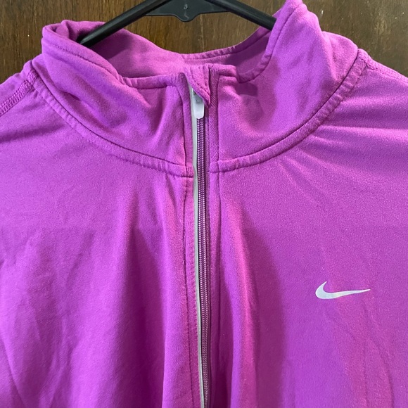 •SOLD• Nike DRI - FIT Quarter Zip - Picture 5 of 5